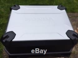 Genuine Honda OEM CRF1000 Africa Twin Luggage Set (top box and panniers)