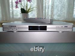In B38 8ER Vintage Toshiba TV 24 Widescreen & Digital Freeview Set Top Box