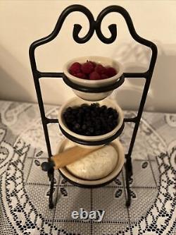 Longaberger Collectors Club Miniature Mixing Bowls & Stand With Dough & Berries