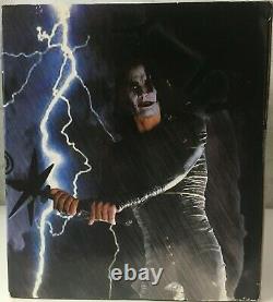 The Crow Boxed Set-Eric Draven Vs. Top Dollar Action Figures and Rooftop Battle