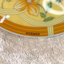 2 x Tasse à thé Siesta en porcelaine Hermes avec soucoupe et couvercle jaunes avec boîte