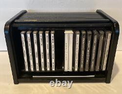 Le coffret THE BEATLES 14 CD en édition limitée rare dans une boîte en bois à volet roulant