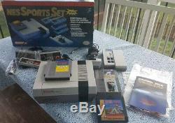 Nintendo Nes Set Sport Console Système Complet D'usine Box Toploader 5 Jeux