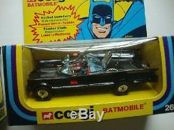 Rare L'un Des Cinq Premiers Rare Batmobile Box Corgi! + Batboat 2 Pack Set