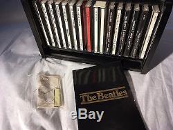 The Beatles CD Box Set Collector Roll Top Boîte À Pain En Bois